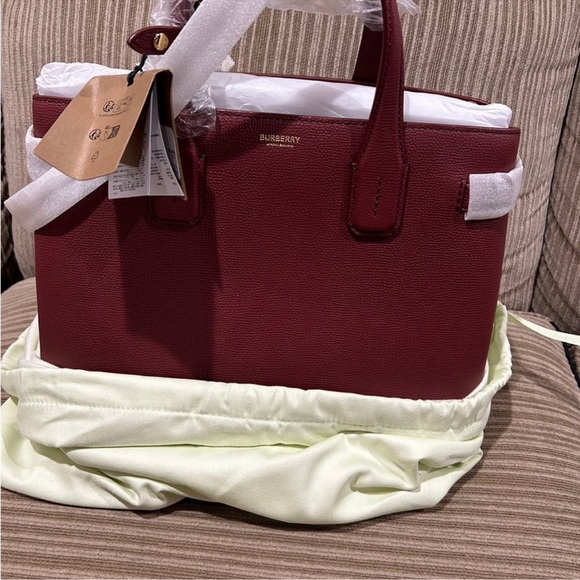 NWT Burberry banner bag merlot - Picture 2 of 5